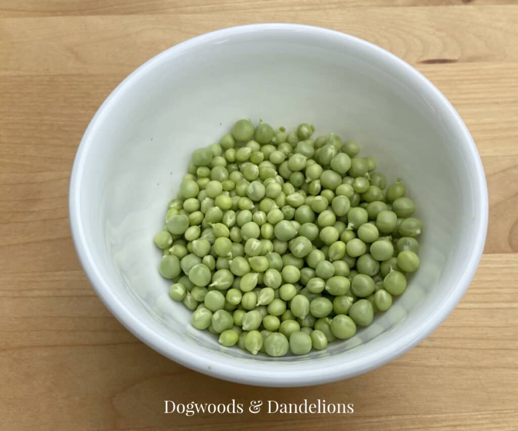 a small bowl of peas