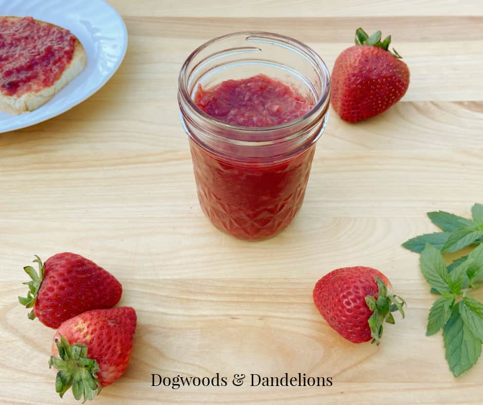 strawberry pineapple low sugar freezer jam